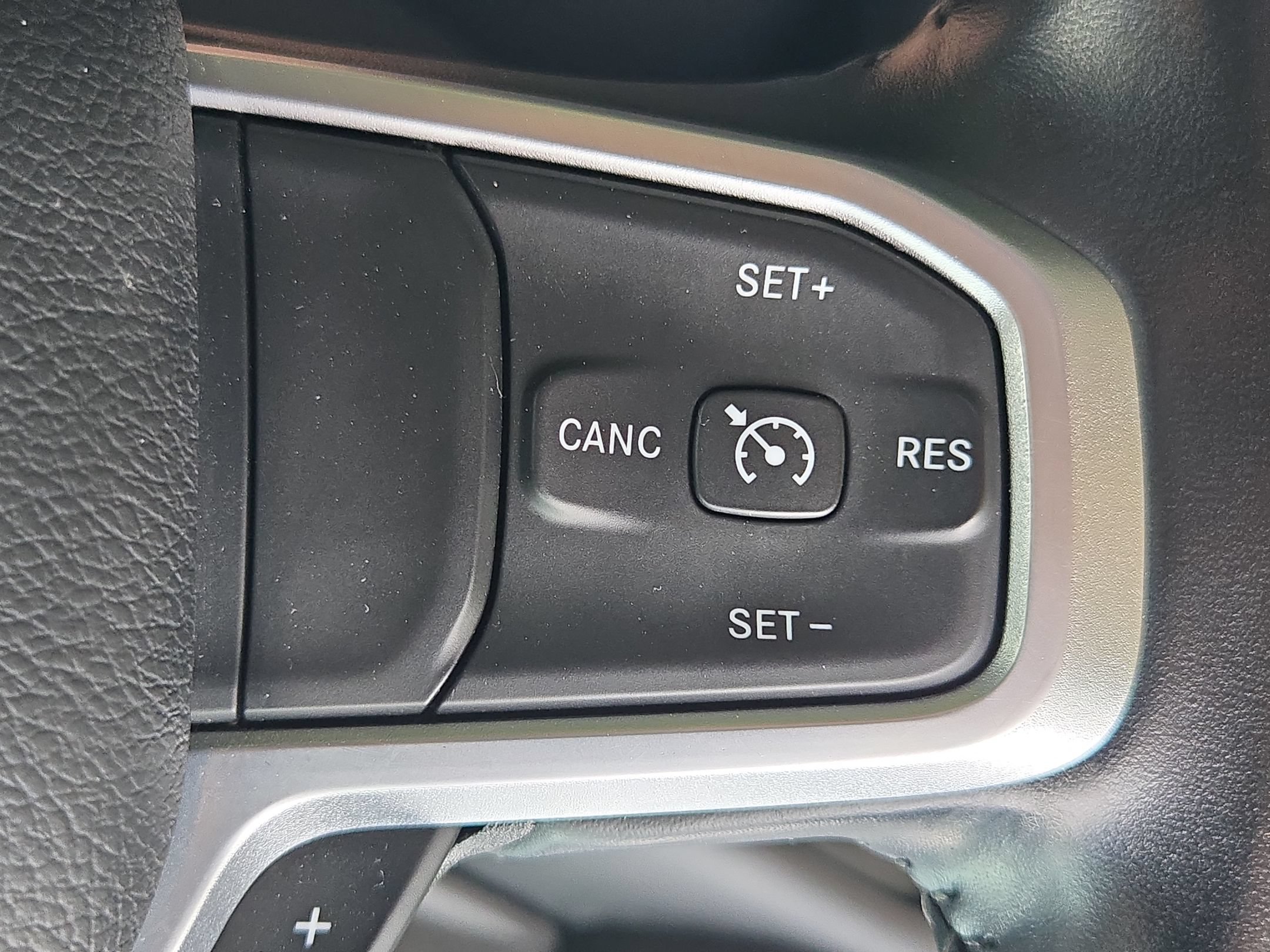 Used 2024 RAM 2500 Big Horn AWD/4WD image 26