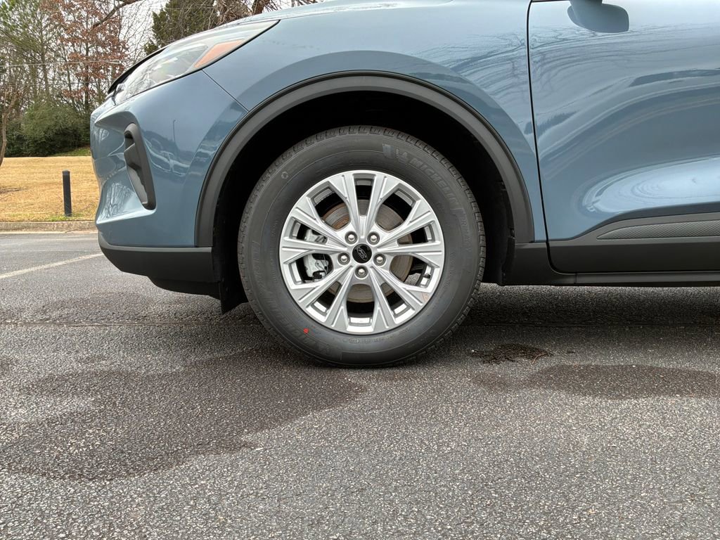New 2026 Ford Escape Active FWD image 29