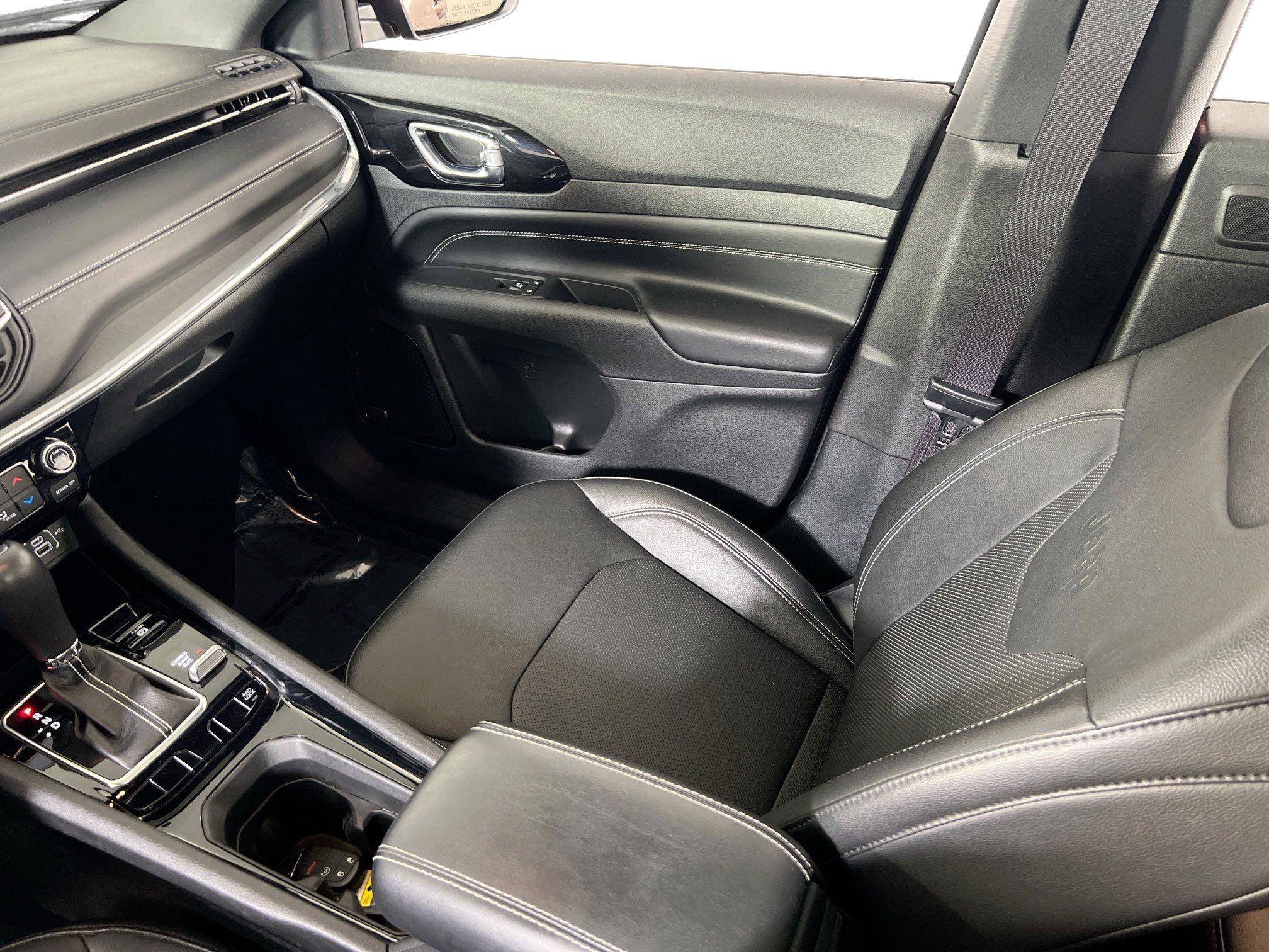 Used 2022 Jeep Compass High Altitude AWD/4WD image 25