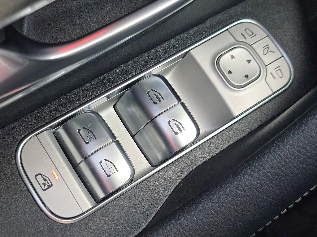 Used 2026 Mercedes-Benz GLS 450 4MATIC image 28