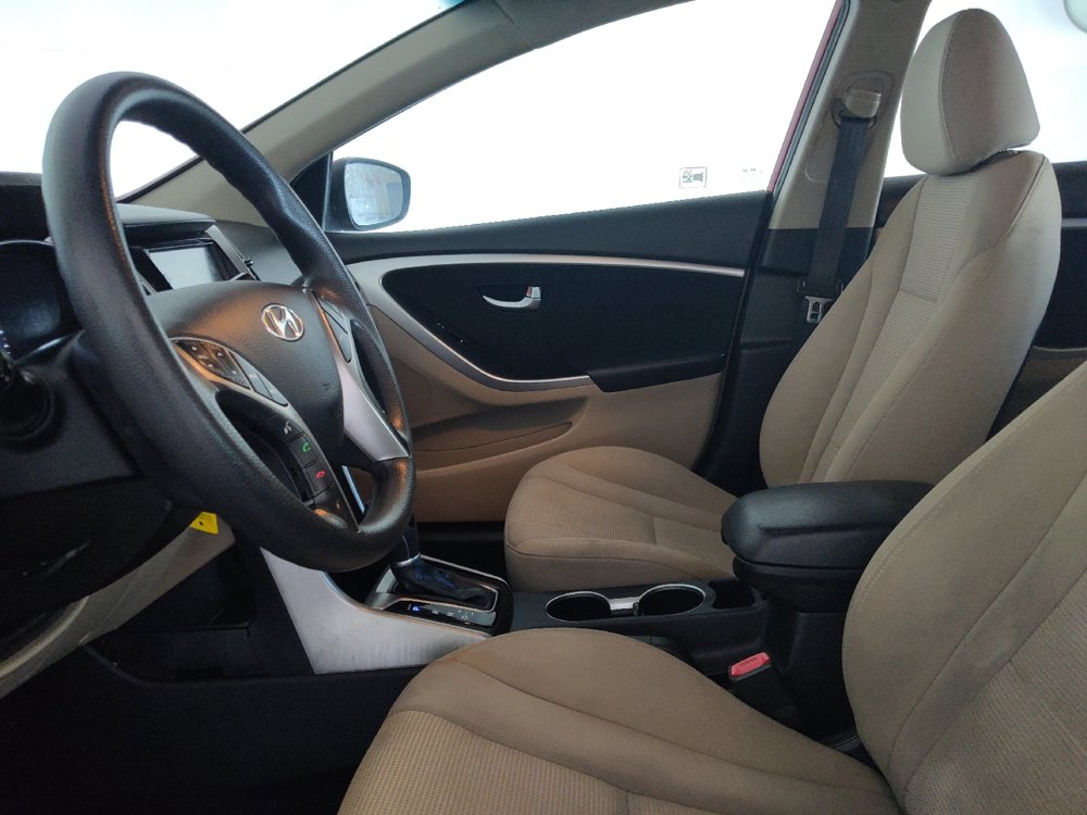 Used 2016 Hyundai Elantra GT FWD image 17