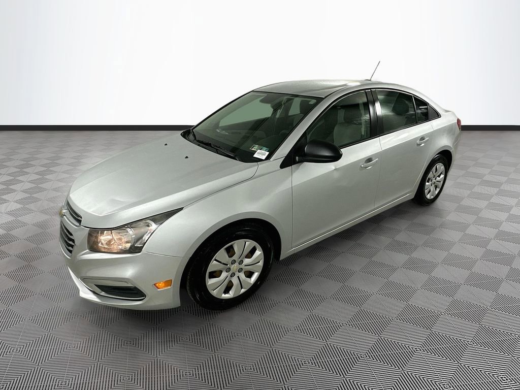 Used 2016 Chevrolet Cruze LS FWD image 4