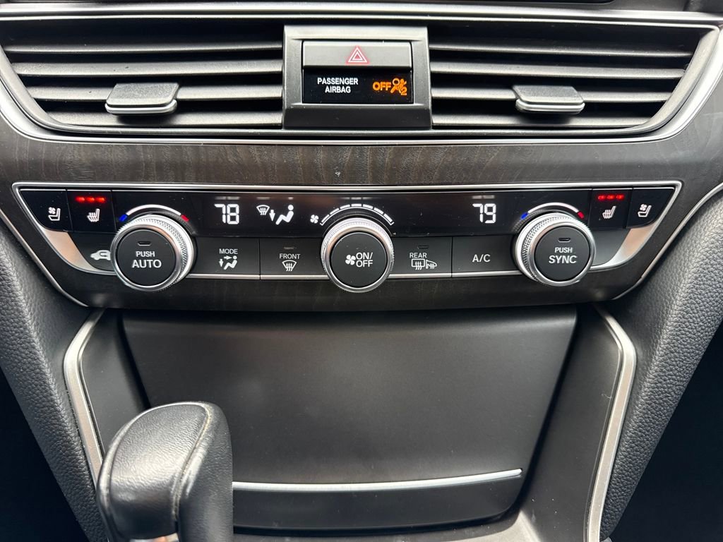 Used 2018 Honda Accord Touring image 22