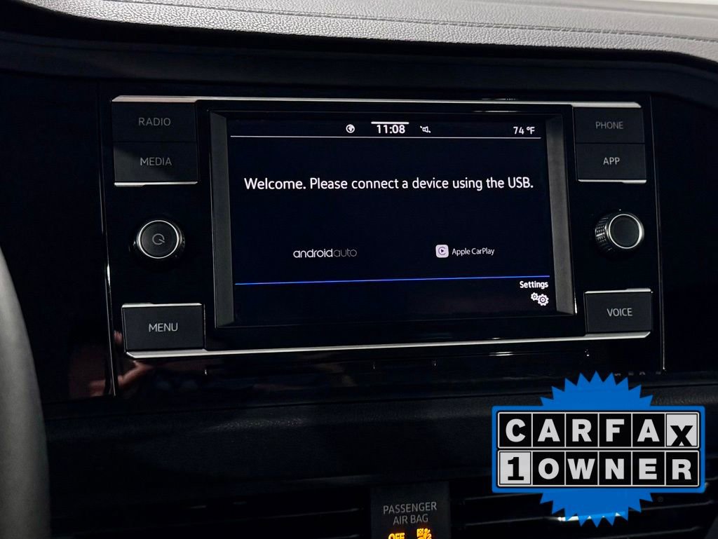 Used 2024 Volkswagen Jetta SE image 18