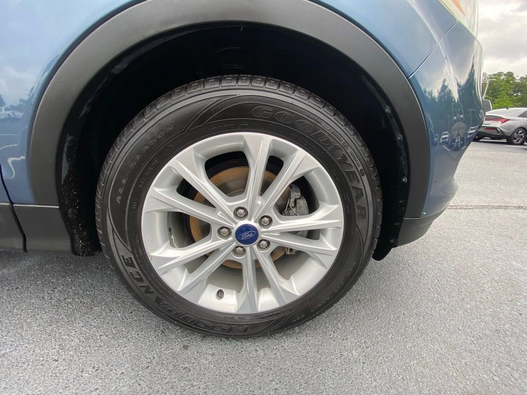Certified 2018 Ford Escape SEL FWD image 29