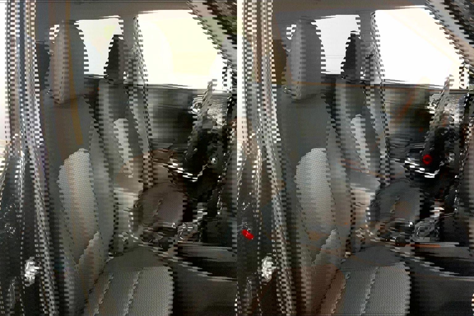 Used 2025 Kia Soul LX image 7