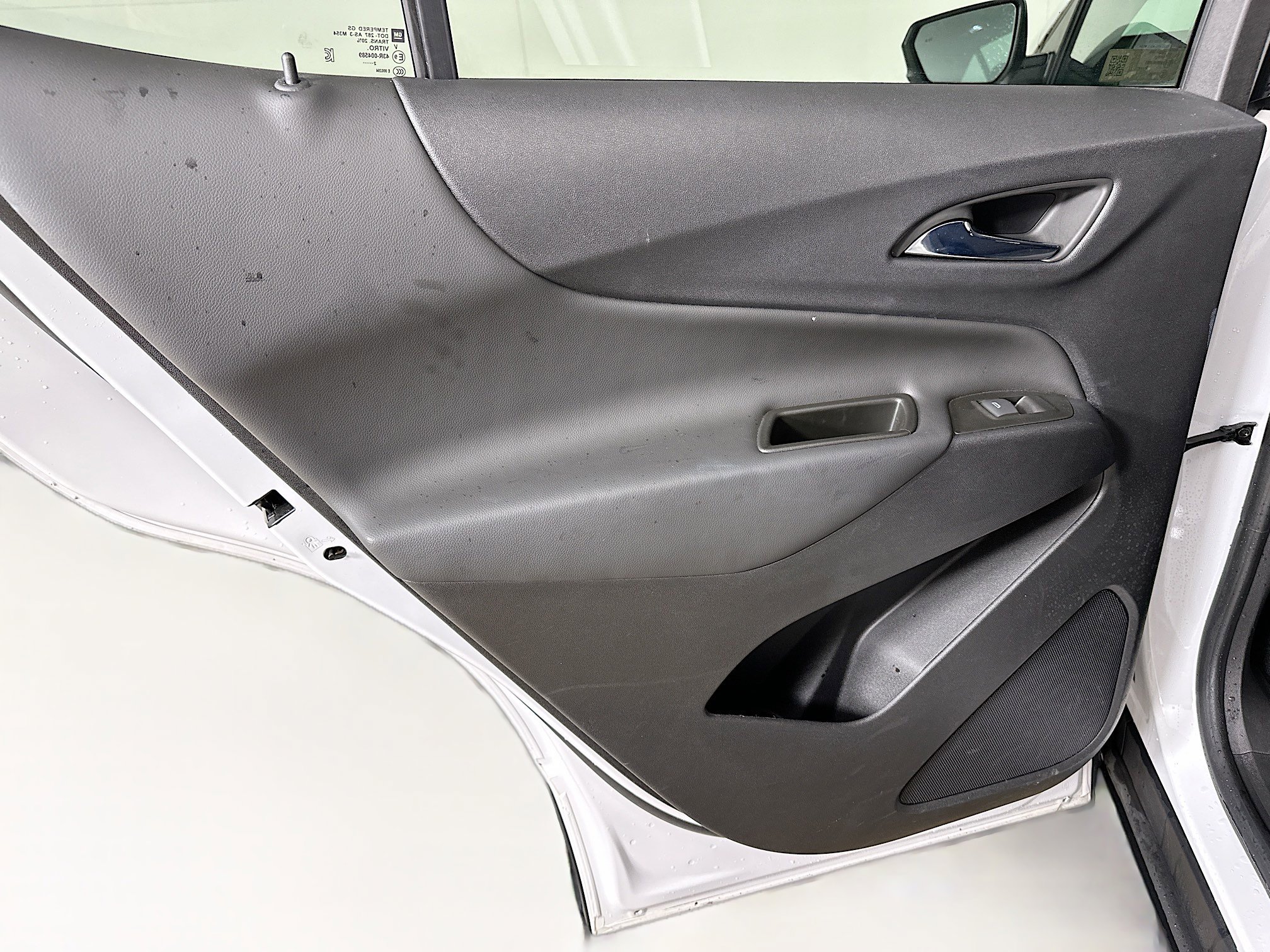 Used 2023 Chevrolet Equinox LT image 25