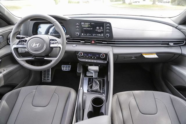 New 2026 Hyundai Elantra Sport FWD image 12