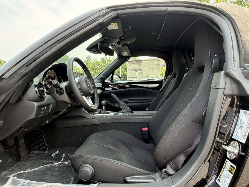 New 2026 MAZDA MX-5 Miata Club RWD image 24