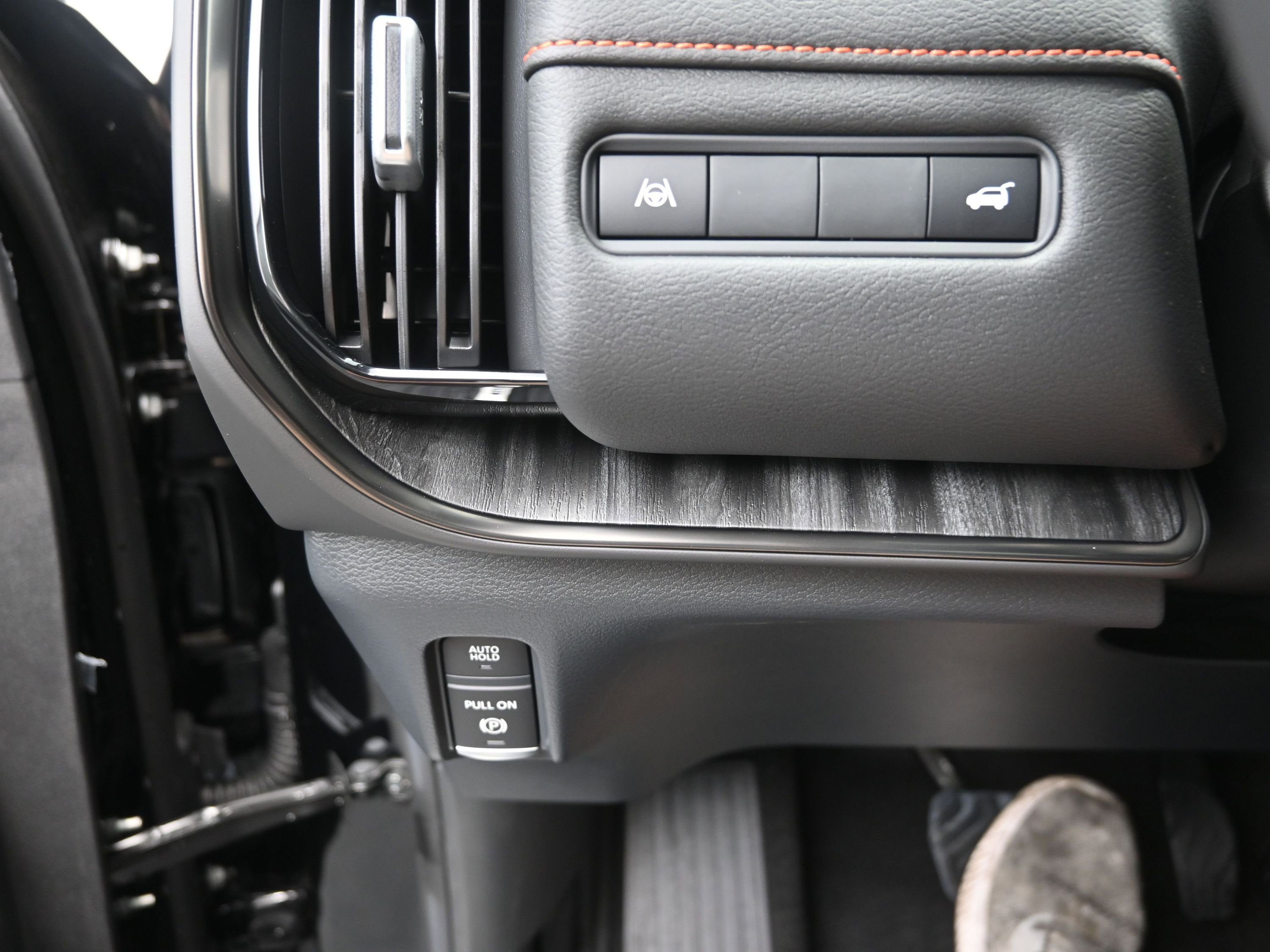 New 2026 Nissan Armada PRO-4X image 12