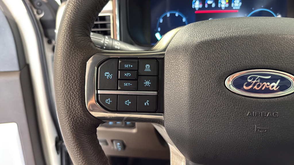 Used 2025 Ford F350 King Ranch w/ Chrome Package AWD/4WD image 36