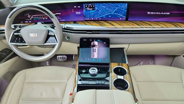 Used 2025 Cadillac Escalade Sport Platinum w/ LPO, Floor Liner Package image 40
