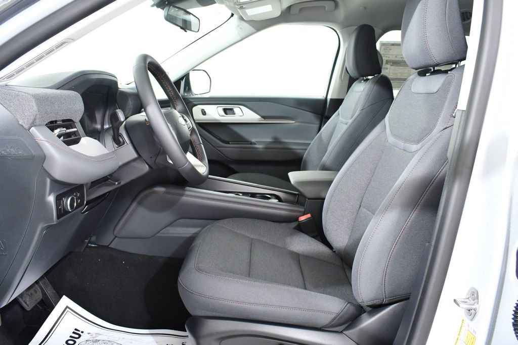 New 2026 Ford Explorer Active AWD/4WD image 6