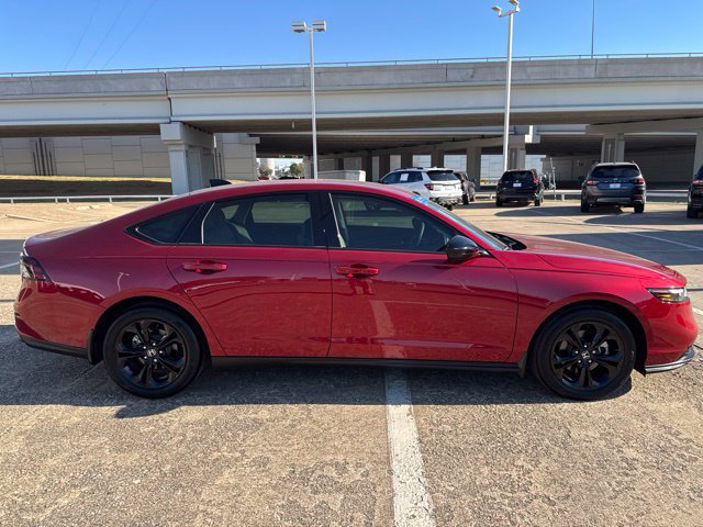 Certified 2025 Honda Accord SE image 2