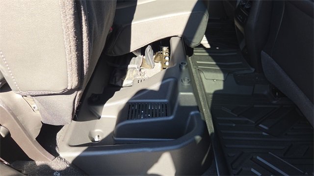 New 2026 GMC Canyon Elevation image 19