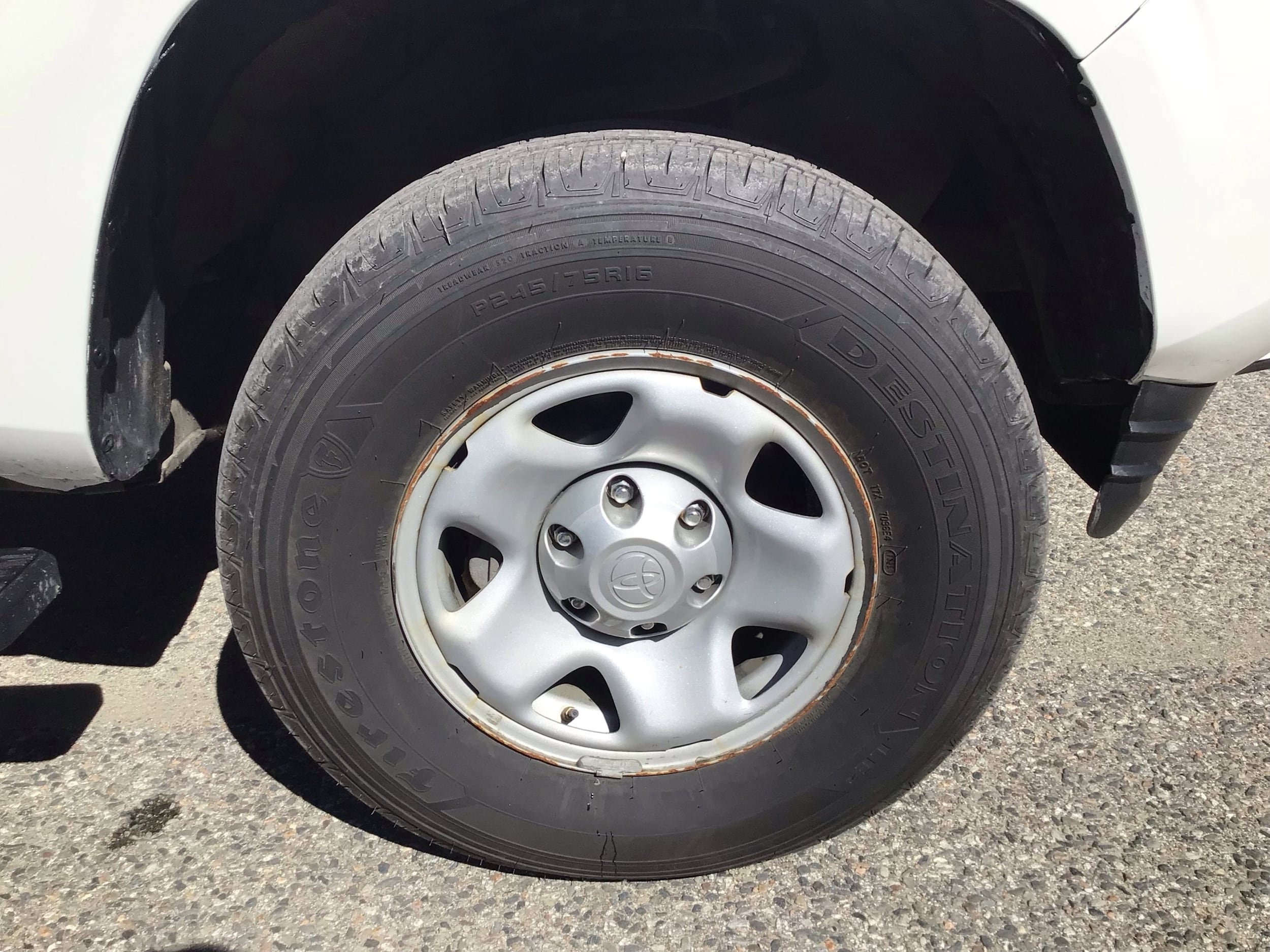 Used 2023 Toyota Tacoma SR5 RWD image 9