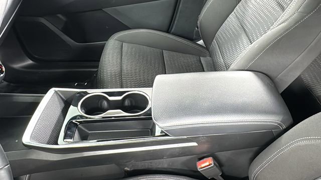 Used 2025 Chevrolet Equinox LT image 33