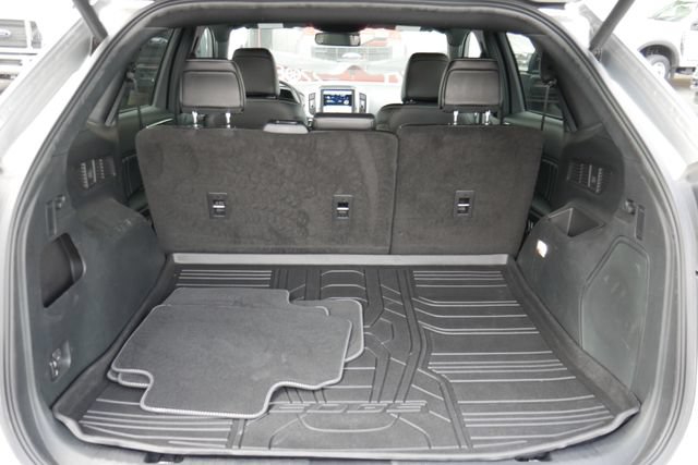 Used 2023 Ford Edge ST AWD/4WD image 9