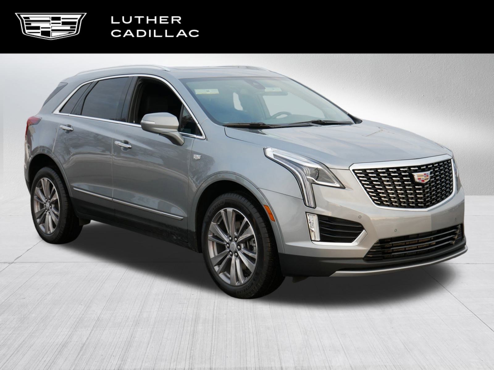 Certified 2025 Cadillac XT5 Premium Luxury image 1