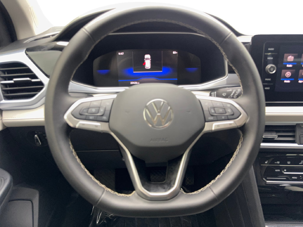Used 2025 Volkswagen Taos SE FWD image 59