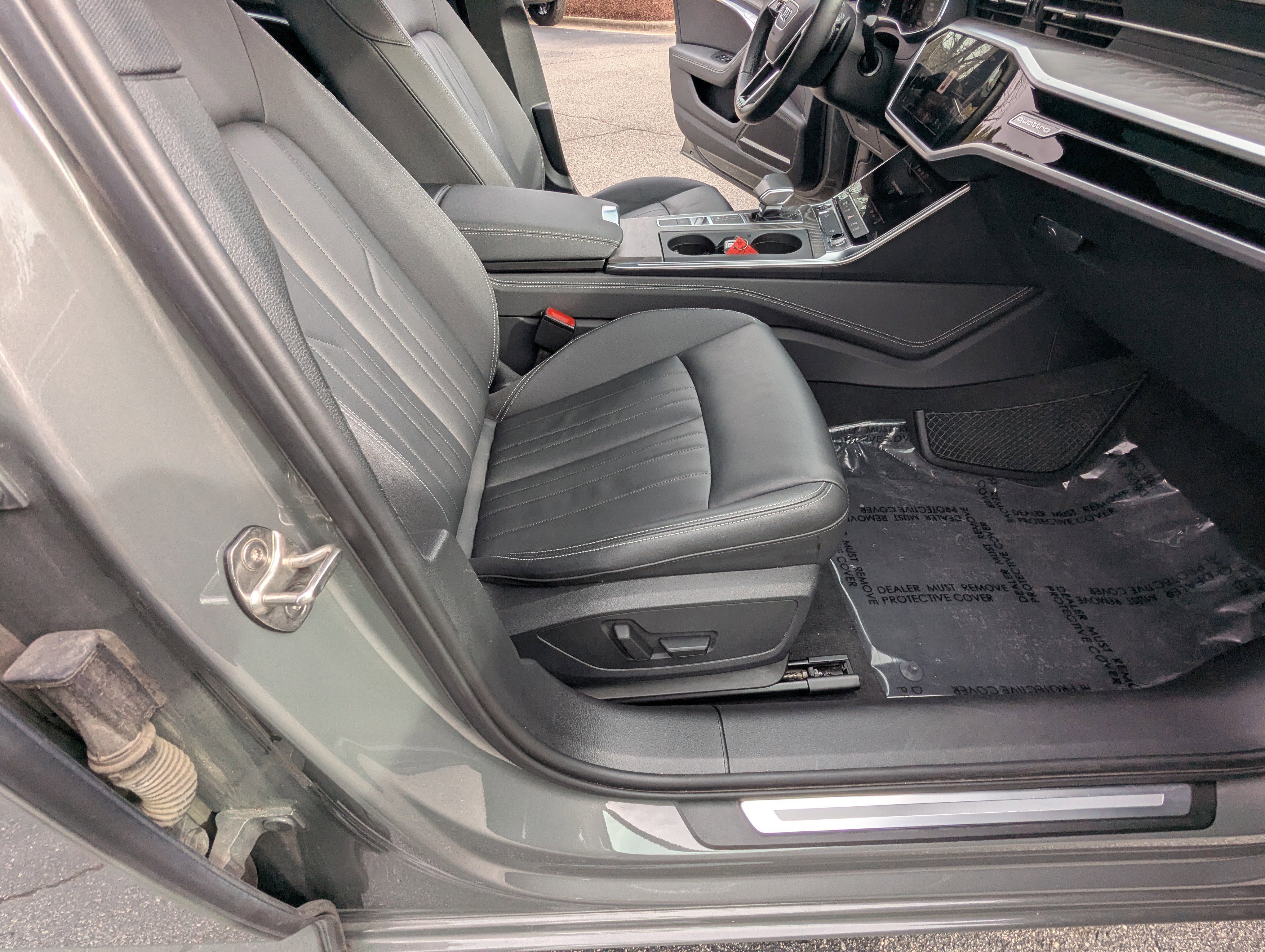 Used 2024 Audi A6 Premium Plus image 16