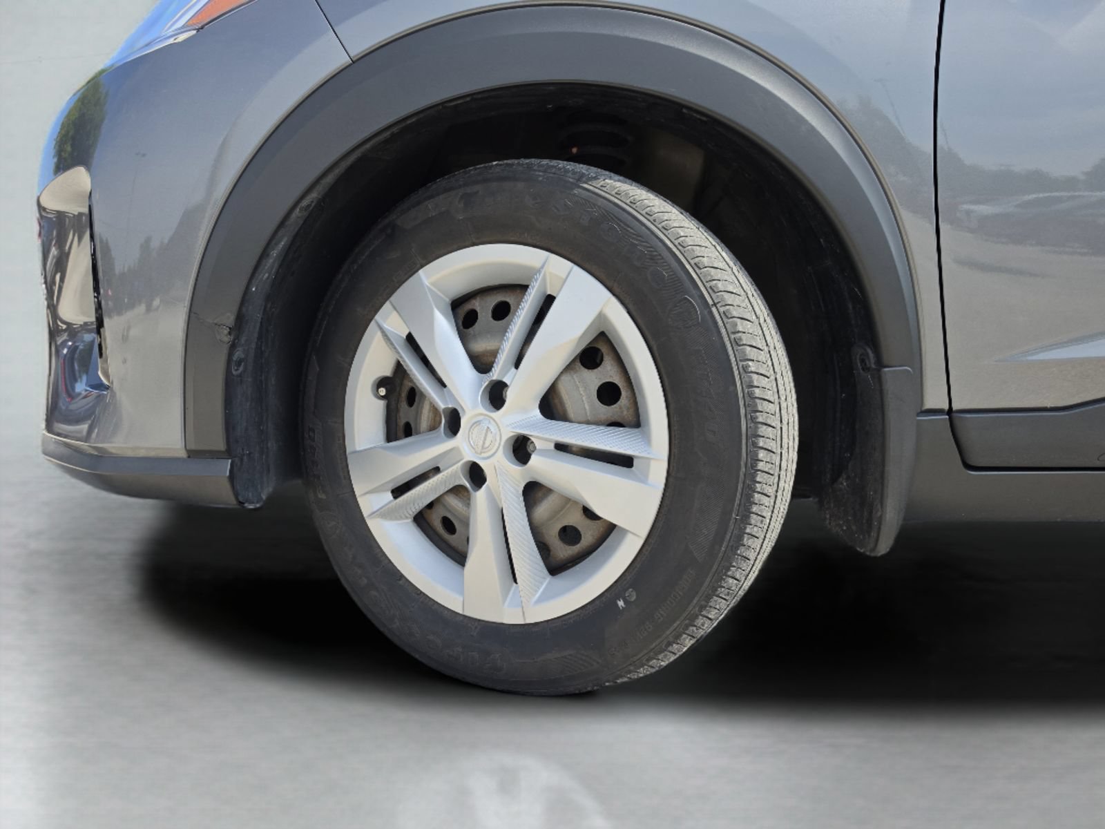 Used 2023 Nissan Kicks S FWD image 36