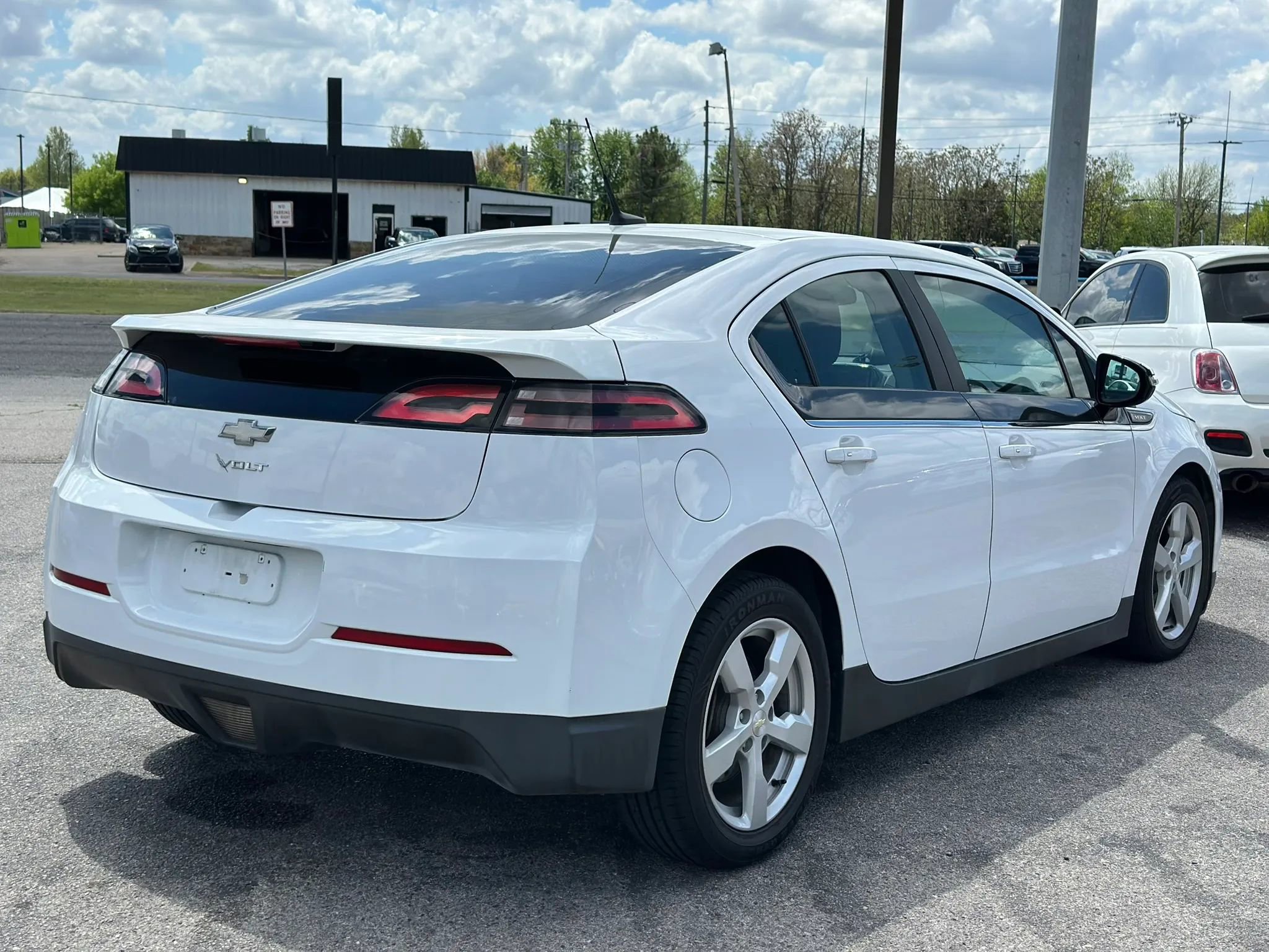 Used 2014 Chevrolet Volt FWD image 6