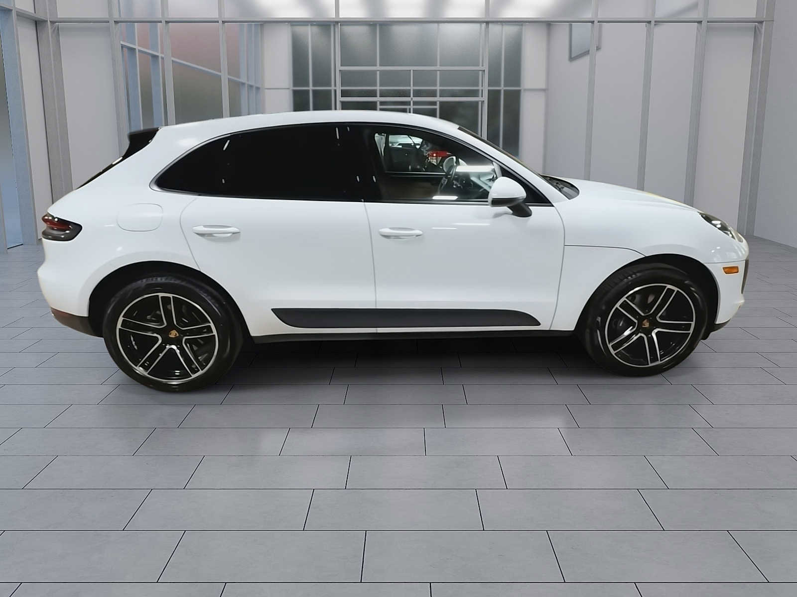 Used 2021 Porsche Macan AWD/4WD image 9