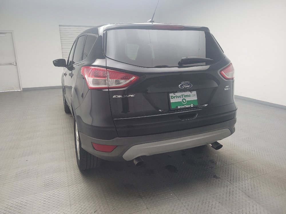 Used 2015 Ford Escape SE image 6