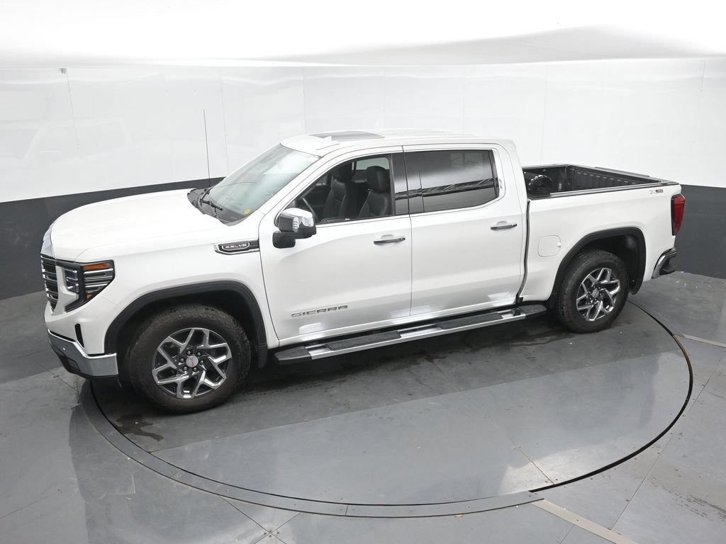 Used 2022 GMC Sierra 1500 SLT w/ SLT Premium Plus Package AWD/4WD image 36