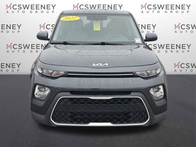 Used 2022 Kia Soul LX image 8