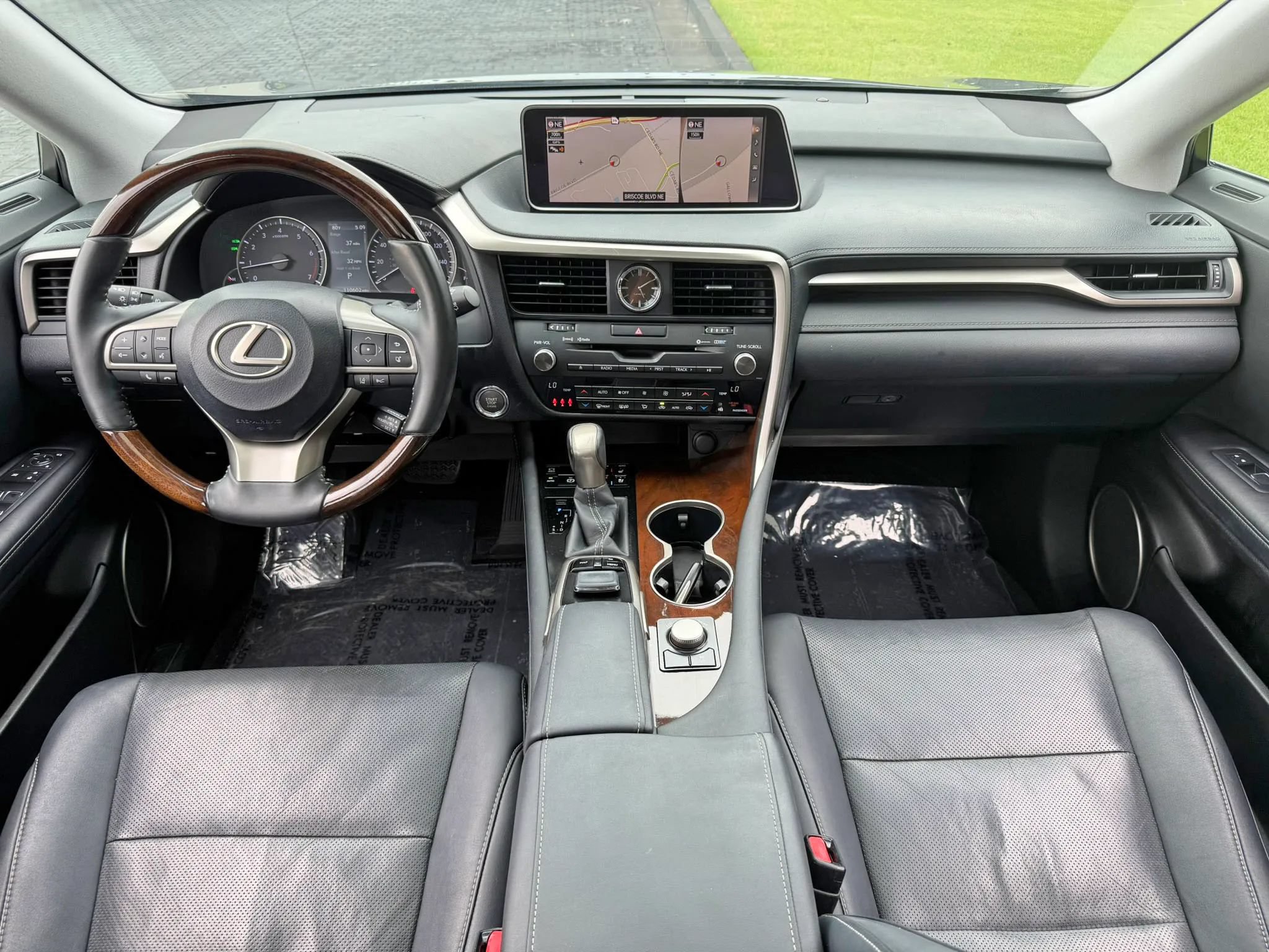Used 2017 Lexus RX 350 FWD w/ Premium Package image 16