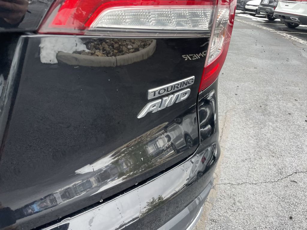 Used 2022 Honda Pilot Touring image 6