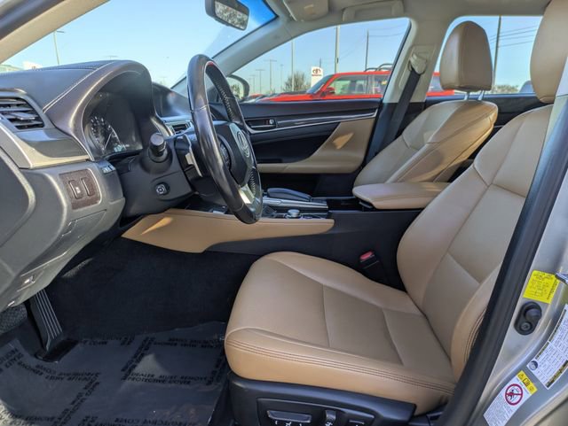 Used 2016 Lexus GS 200t image 28