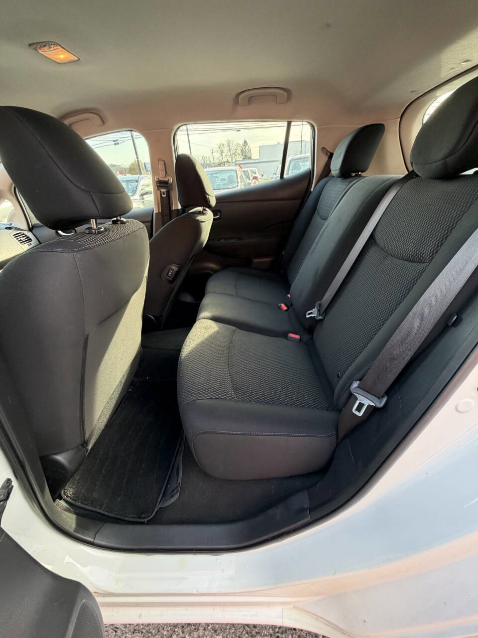 Used 2015 Nissan Leaf S w/ Charge Package image 29