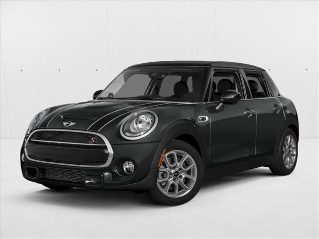 Used 2018 MINI Cooper S image 1