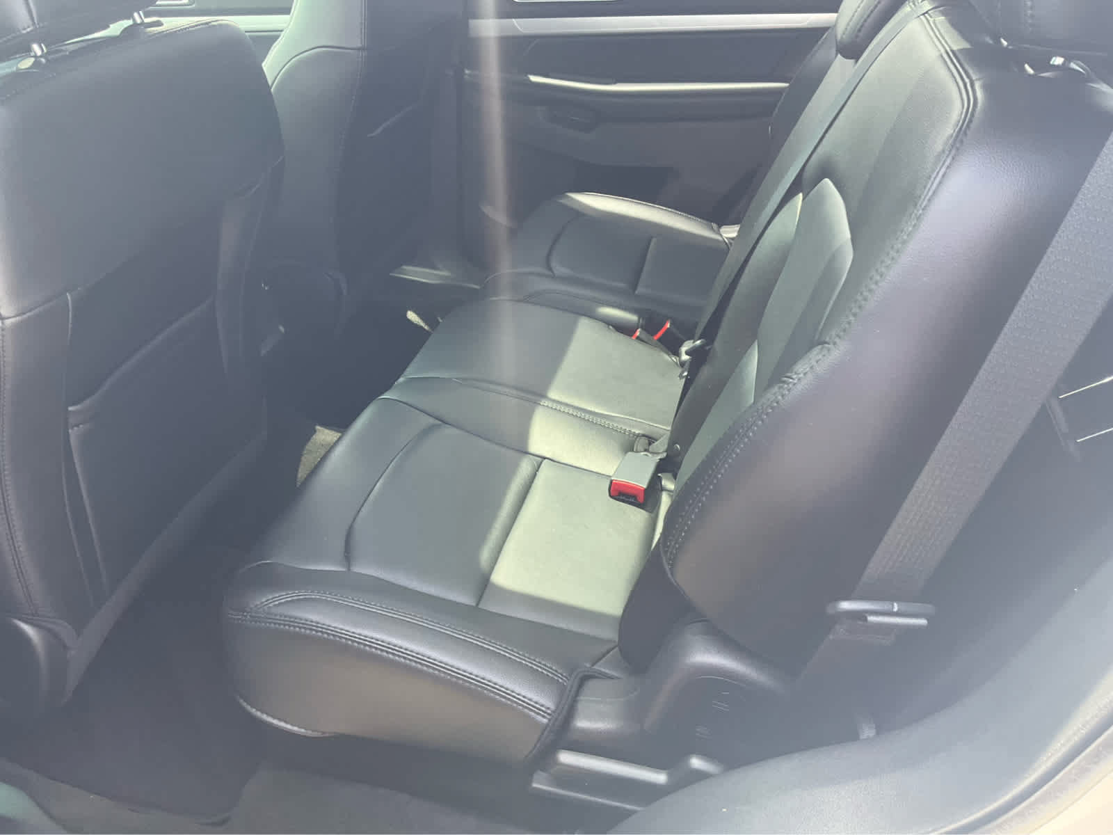 Used 2017 Ford Explorer XLT w/ Equipment Group 202A AWD/4WD image 19