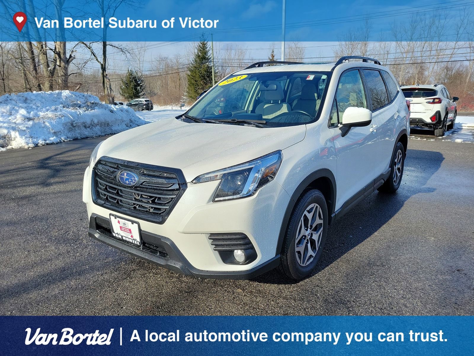 Used 2023 Subaru Forester Premium image 1
