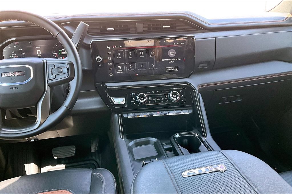 Used 2024 GMC Sierra 3500 AT4 w/ AT4 Premium Plus Package AWD/4WD image 7