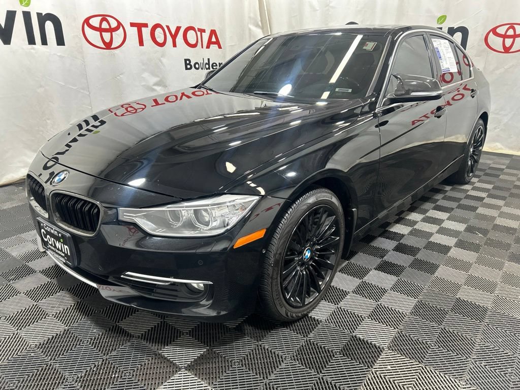 Used 2013 BMW 335i xDrive Sedan AWD/4WD image 3