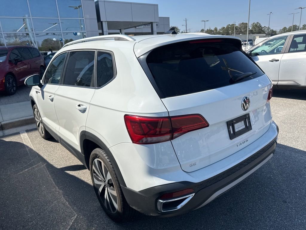 Used 2024 Volkswagen Taos SE image 9