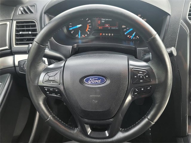 Used 2019 Ford Explorer XLT image 14