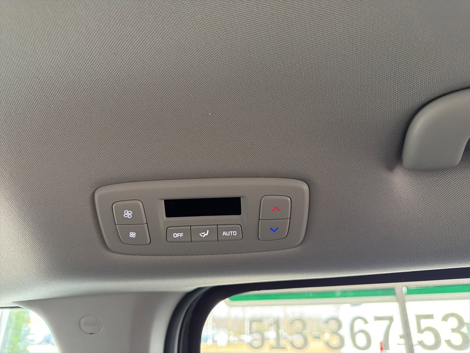 New 2026 Kia Carnival LX image 16