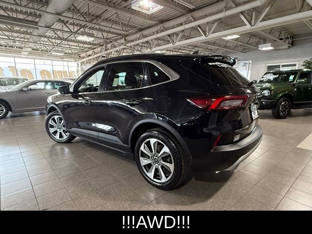 Used 2024 Ford Escape Platinum image 6