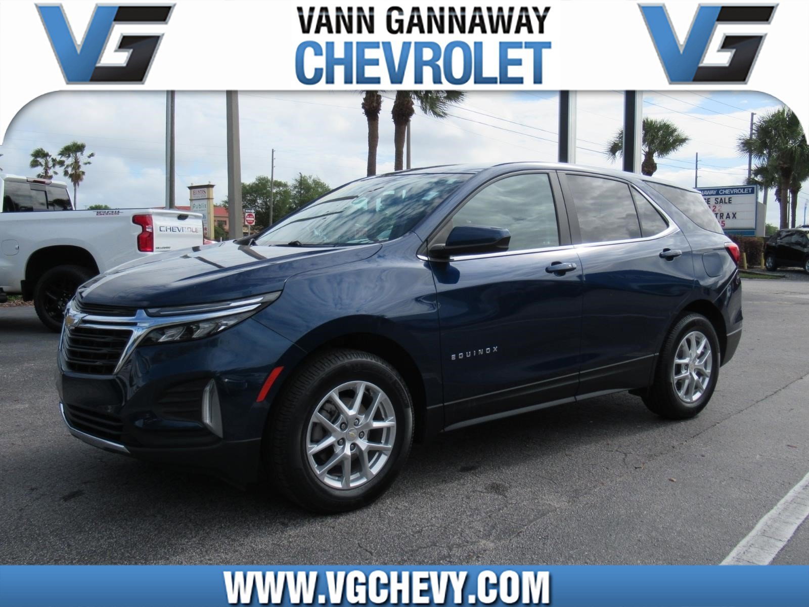 Used 2022 Chevrolet Equinox LT image 1
