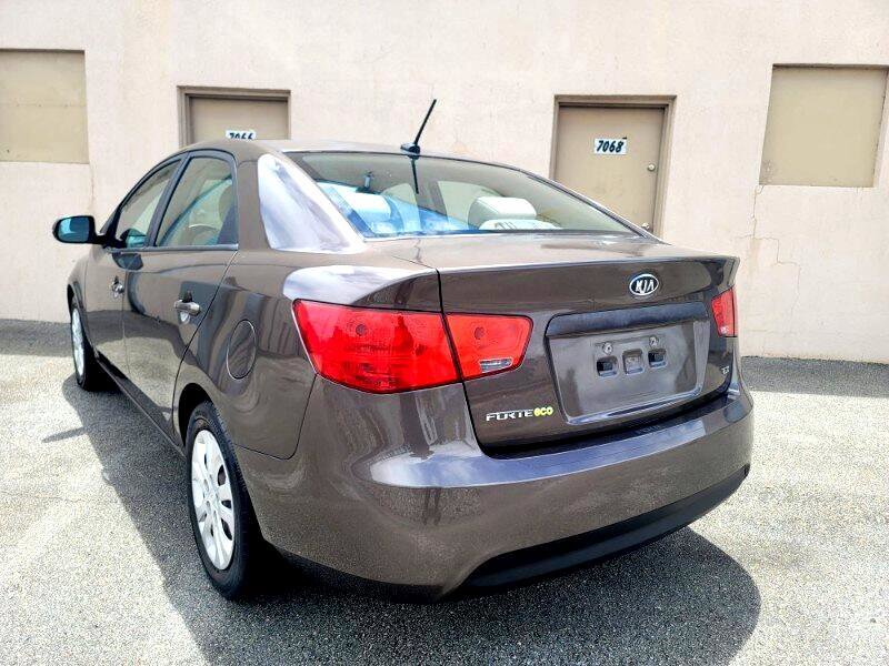 Used 2013 Kia Forte EX w/ Fuel Economy Pkg image 5