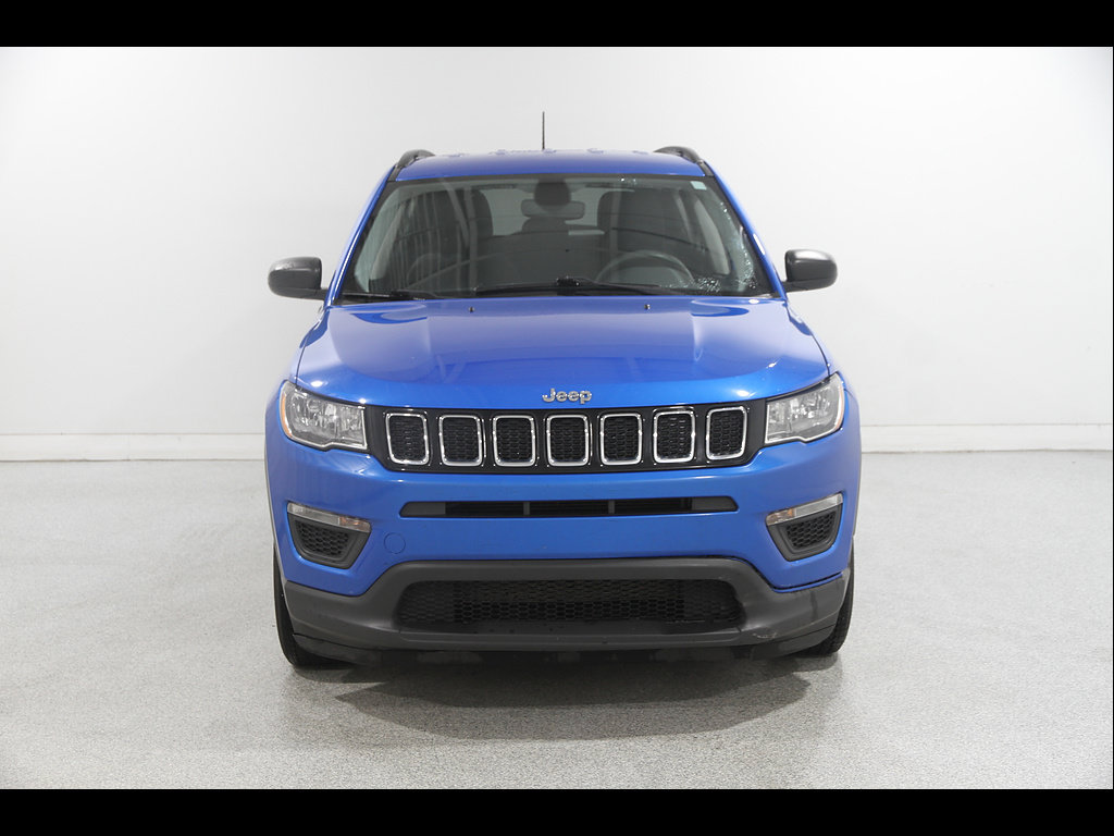 Used 2021 Jeep Compass Sport FWD image 2