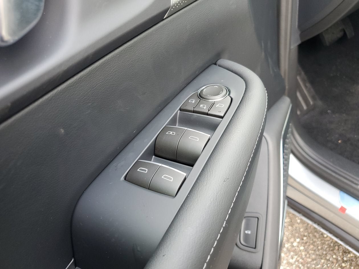 New 2026 Buick Enclave Avenir w/ Super Cruise Package FWD image 18