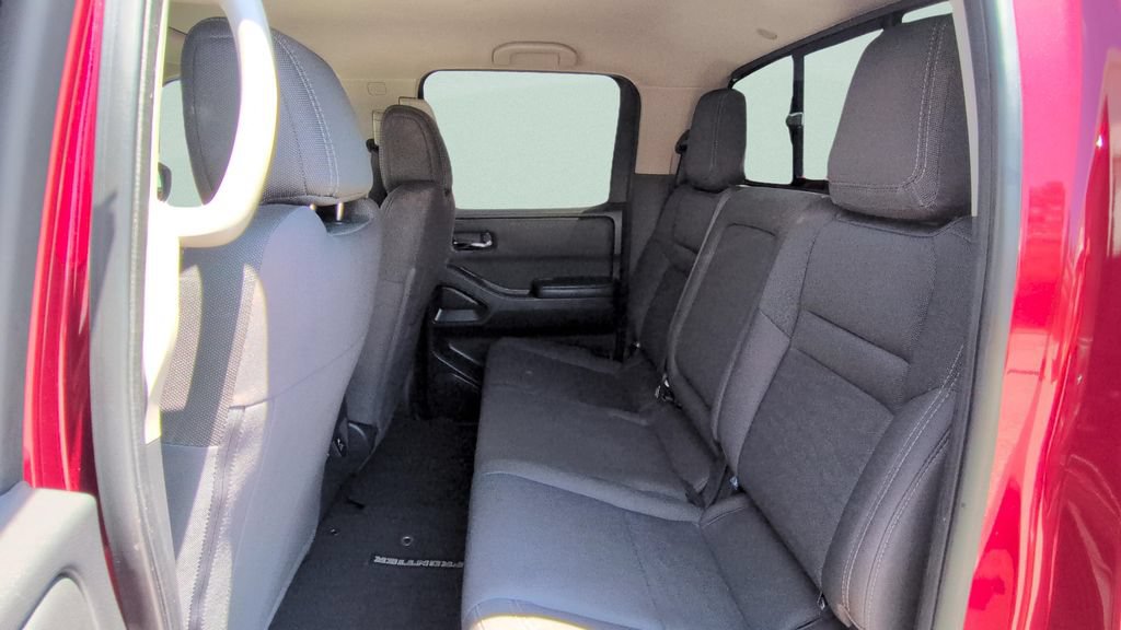 Certified 2024 Nissan Frontier SV w/ SV Convenience Package RWD image 10