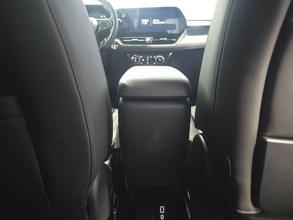 New 2026 Chevrolet TrailBlazer RS w/ Convenience Package FWD image 25